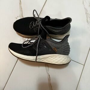 Stylish Black and Gray Athletic Sneakers